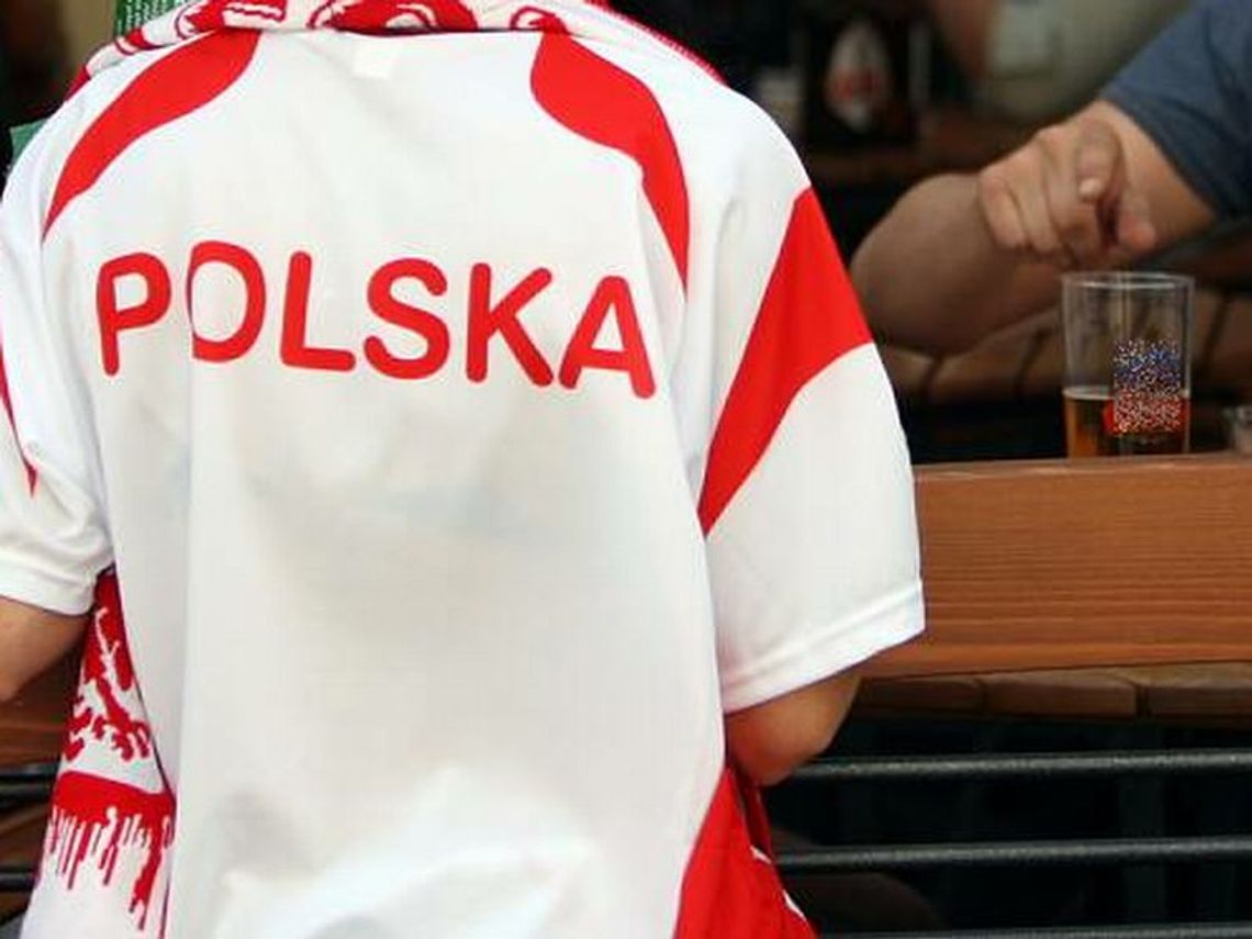 Skatowali kibica, bo za głośno wiwatował po meczu Polski Skatowali kibica, bo za głośno wiwatował po meczu Polski
