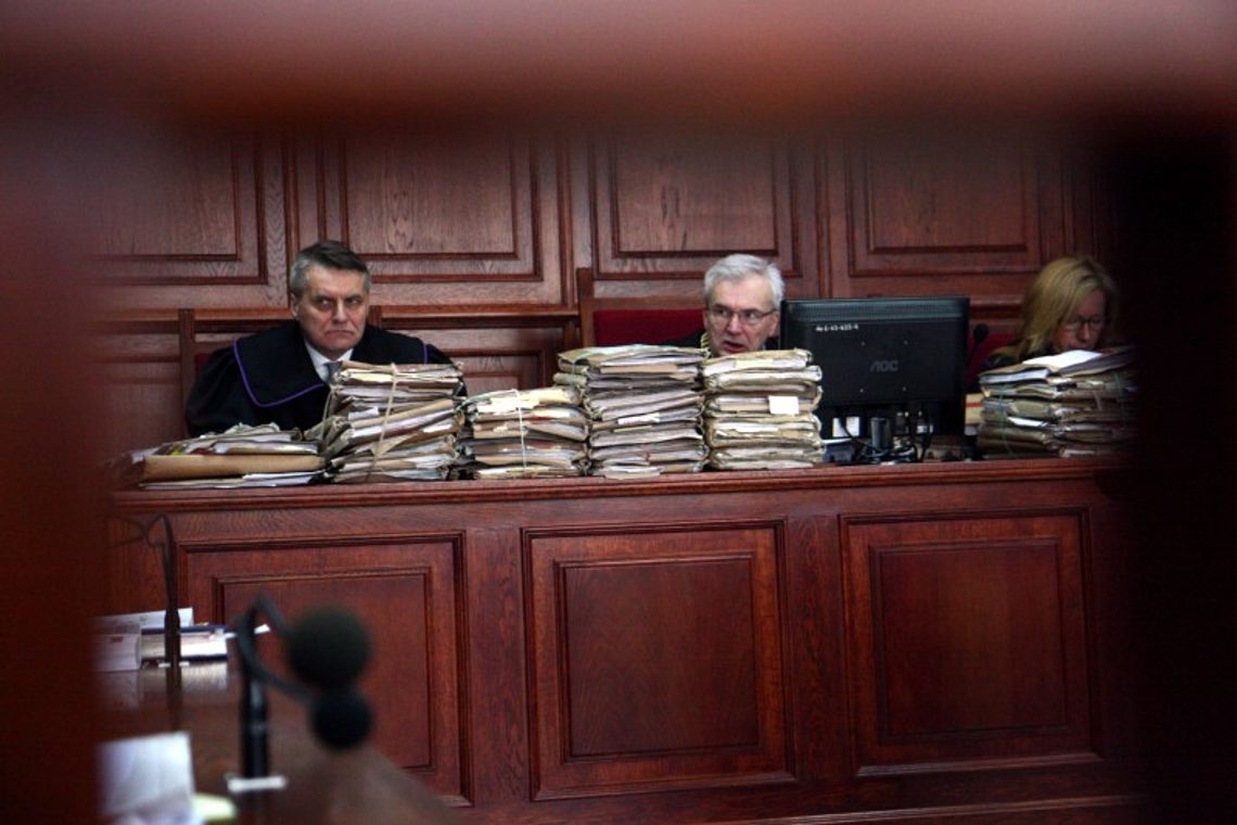 Skazani za zlecenie zabójstwa ukrywają się