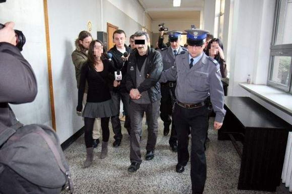 Skazany na dożywocie za zamordowanie rodziny prosi o uniewinnienie