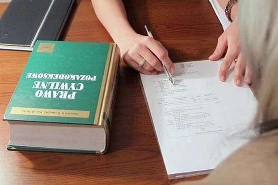 SKEF rusza z pomocą prawną. Wiceprezesem jest żona senatora Biereckiego SKEF rusza z pomocą prawną. Wiceprezesem jest żona senatora Biereckiego