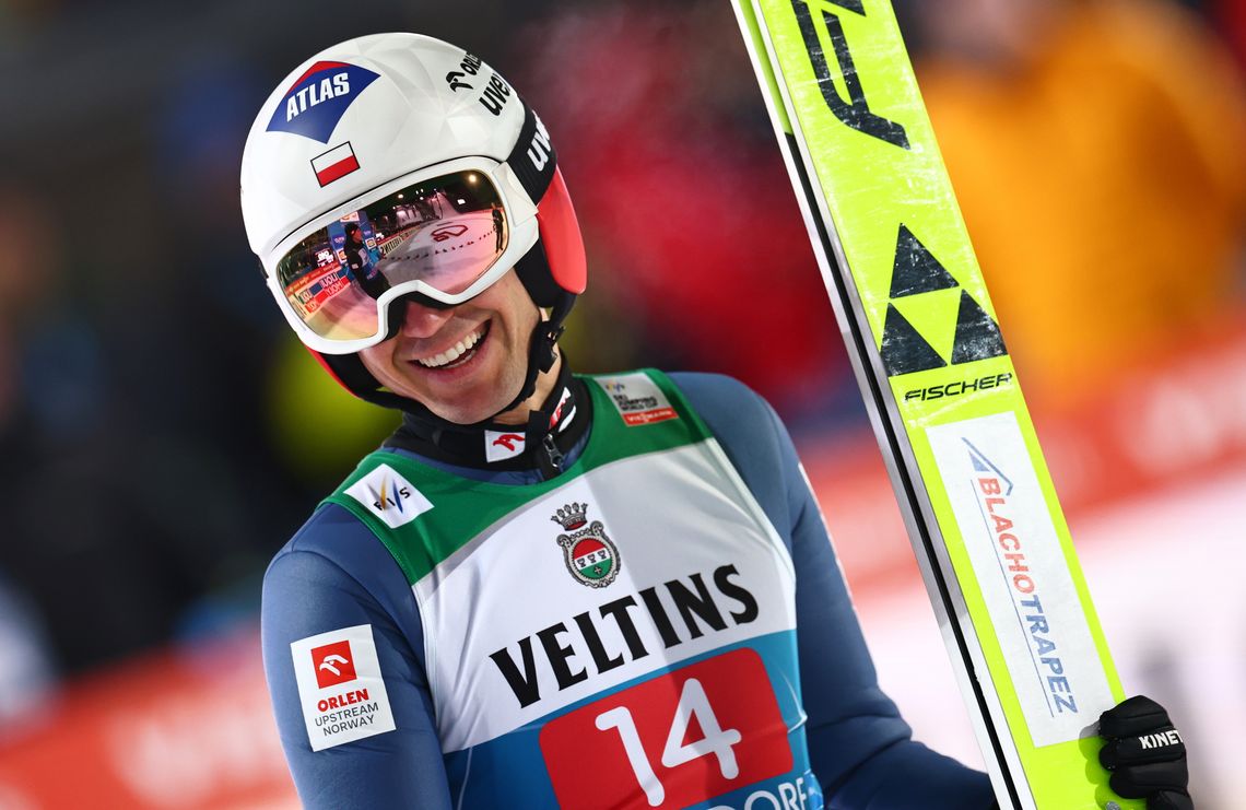 Skoki narciarskie. Domen Prevc wygrywa kwalifikacje w Ga-Pa, Kamil Stoch dziewiąty Skoki narciarskie. Domen Prevc wygrywa kwalifikacje w Ga-Pa, Kamil Stoch dziewiąty