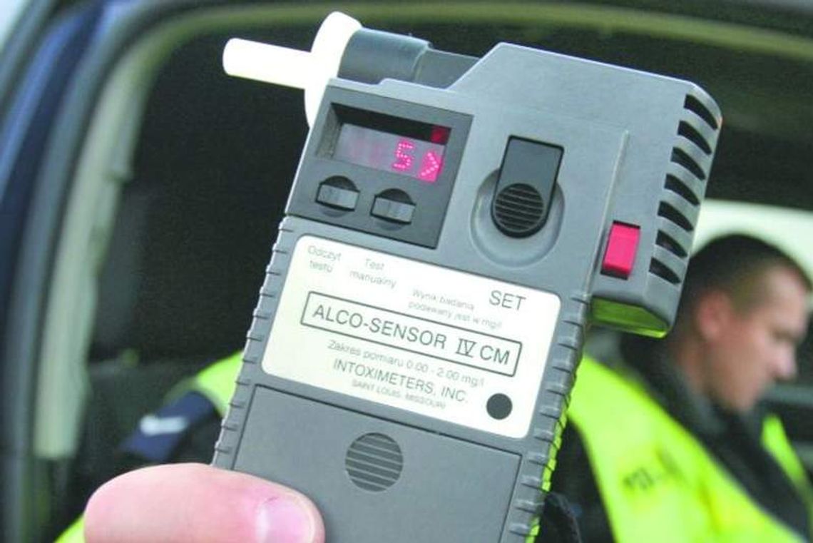 Skontrolowali 350 kierowców. 30 mandatów, ale wszyscy trzeźwi Skontrolowali 350 kierowców. 30 mandatów, ale wszyscy trzeźwi