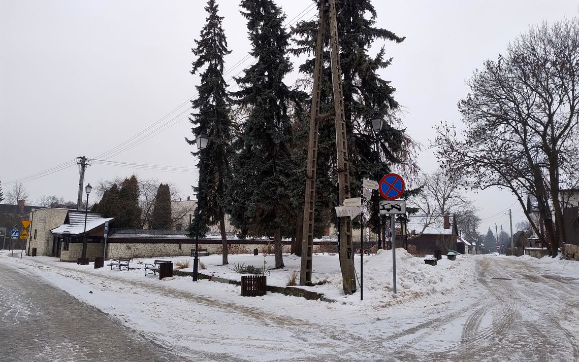 Skwer w Kazimierzu Dolnym zyska nowego patrona. "Ich zasługi są nieocenione" alt=skwer w Kazimierzu Dolnym