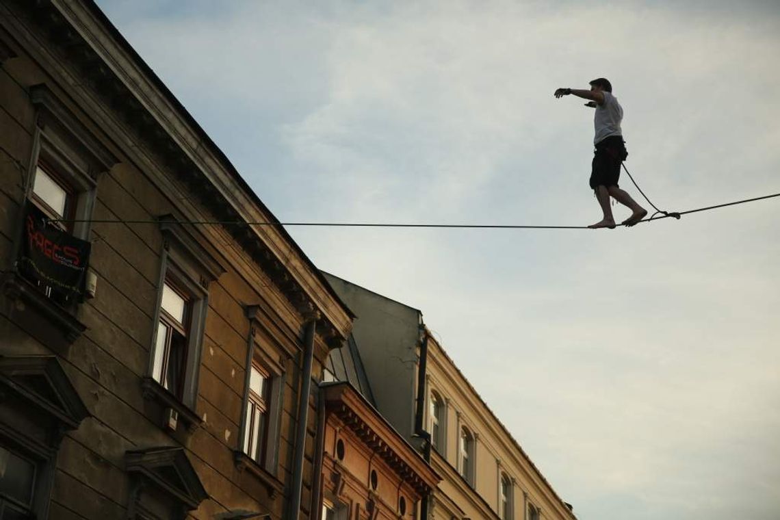 Slackline Movie Night w Muszli
