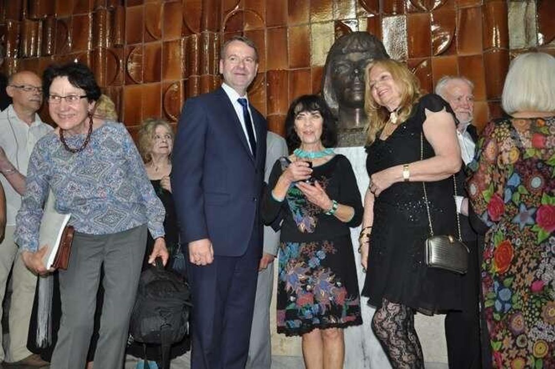 "Sława przysparza miastu sławy". Jubileusz artystki w Międzyrzecu Podlaskim