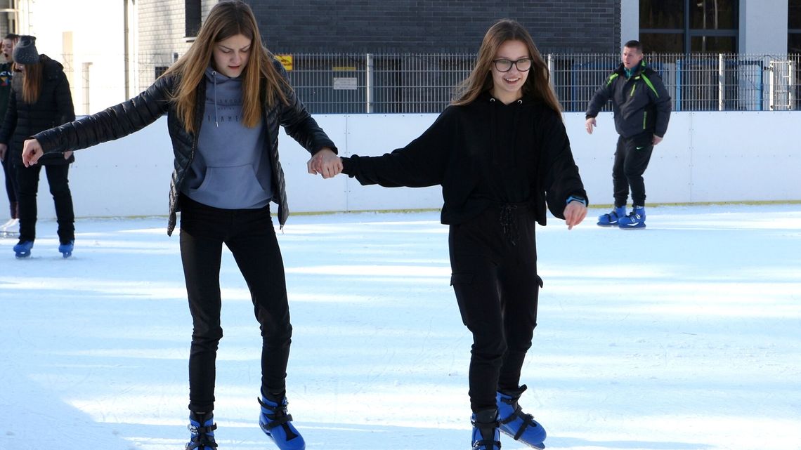 Ślizganie będzie droższe. Nowe cenniki lodowisk w Zamościu i Puławach