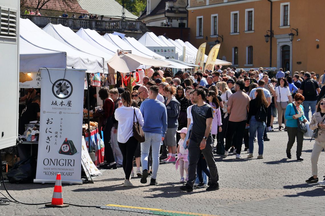 Smaki Azji i rzemieślnicze trunki opanowały Plac Zamkowy