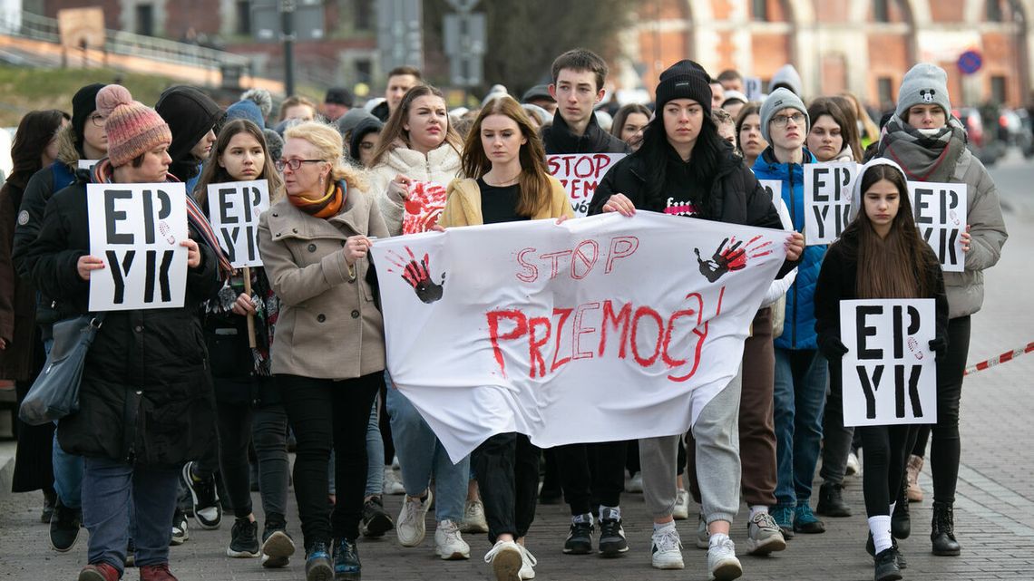 Śmiertelne pobicie Eryka w Zamościu. Kiedy prawomocny wyrok dla sprawców?