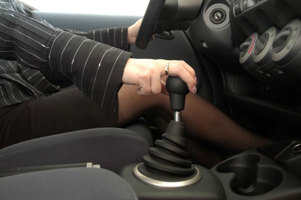 Śmiertelnie potrąciła pieszego. Pomyliła hamulec z gazem