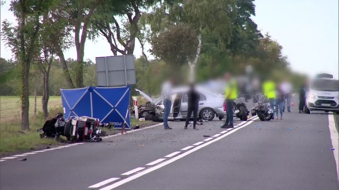 Śmiertelny wypadek koło Lubina. 70-latka wjechała w grupę motocyklistów [wideo]