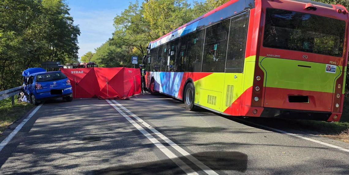 Śmiertelny wypadek w rejonie Alei Miłości. Są ranni Śmiertelny wypadek w rejonie Alei Miłości. Są ranni