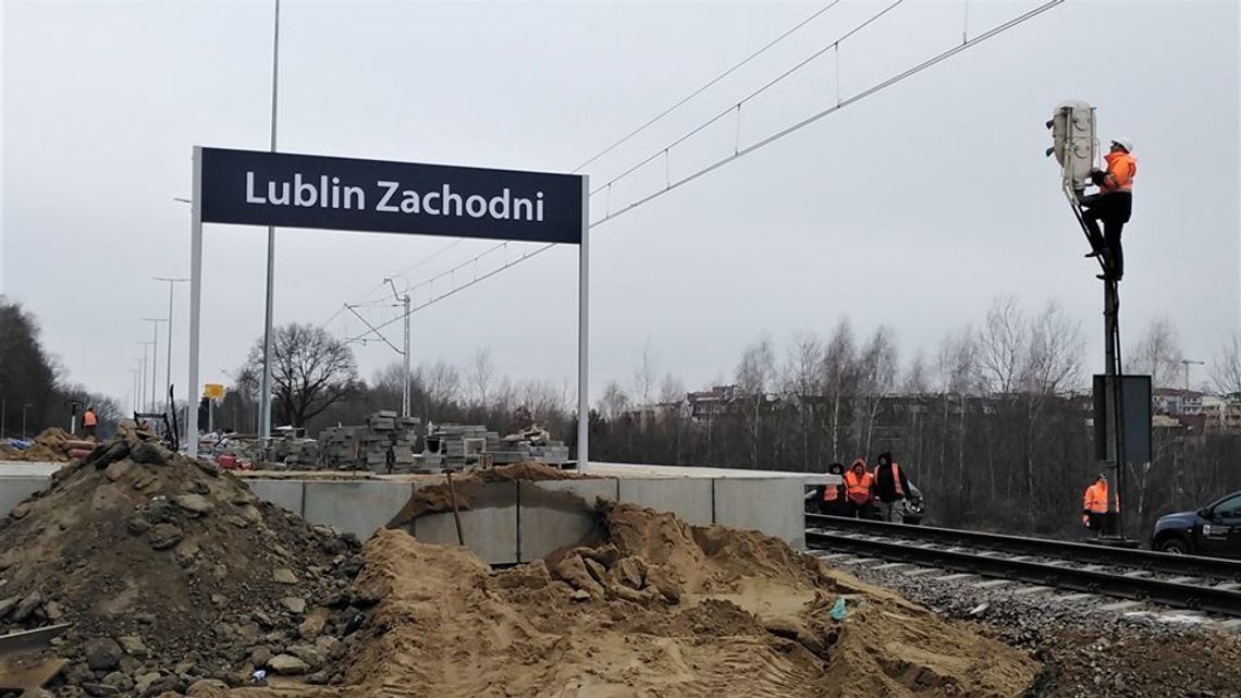 Sobota na Zachodnim. Trwają prace na nowym przystanku PKP [zdjęcia]