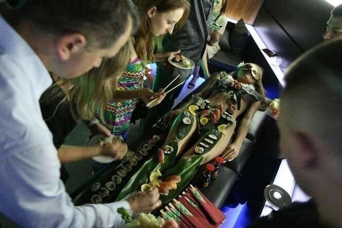 Soho Club & Sushi Rooms: Burleska i body sushi na początek (zdjęcia)