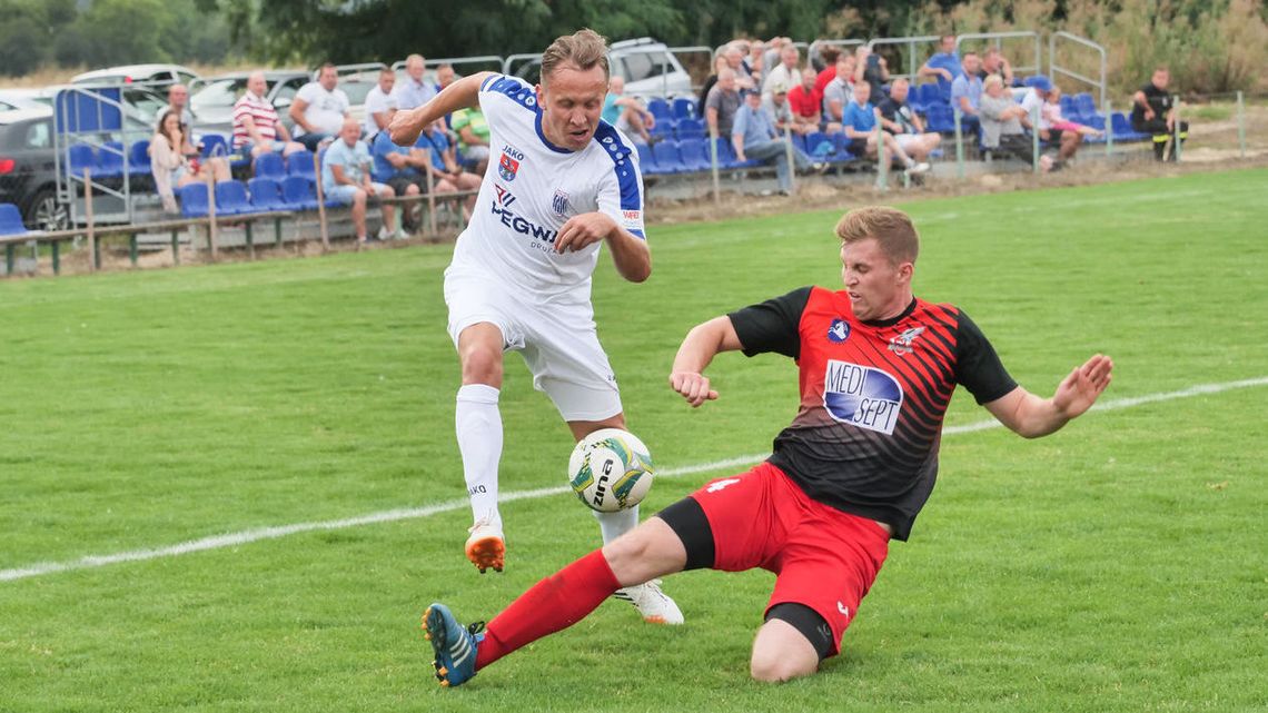 Sokół Konopnica – Lewart Lubartów 0:4. Karol Bujak kontuzjowany [ZDJĘCIA]