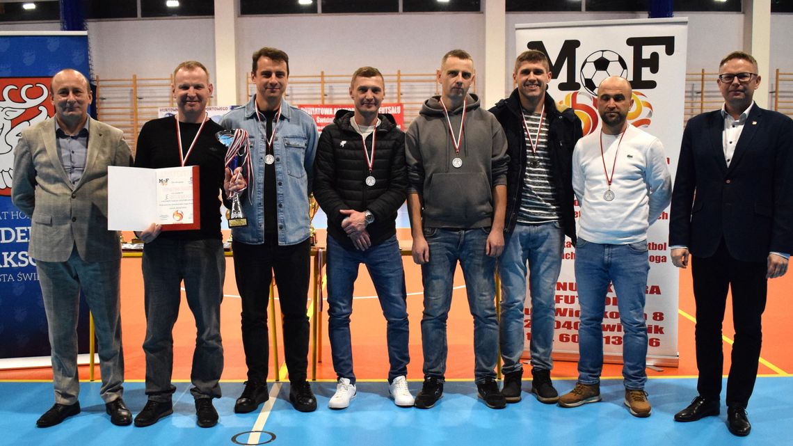 Solidarność i Dywany mistrzami Powiatowej Amatorskiej Ligi Futsalu