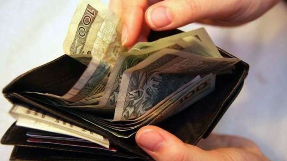 Sołtys chce zamrozić diety radnych. "Oszczędności zaczynamy od siebie"