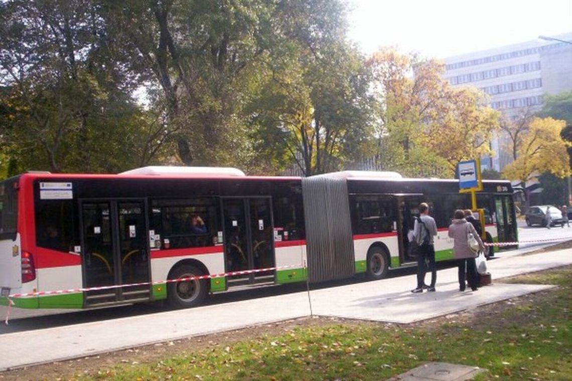 Sowińskiego: Jedni chwalą, inni krytykują nowy przystanek