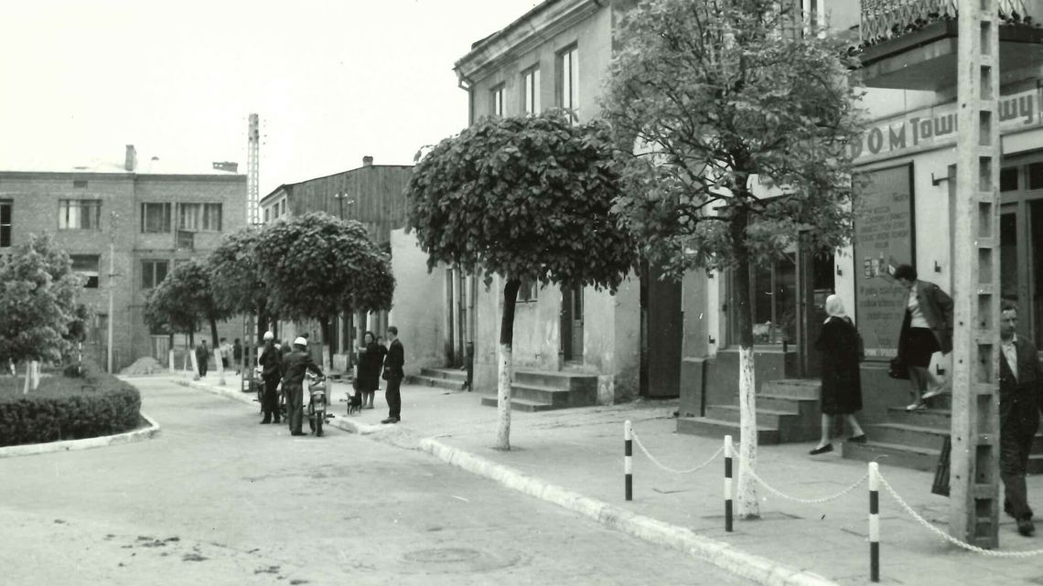 Spacer po Kraśniku. Tak wyglądało to miasto w 1966 roku