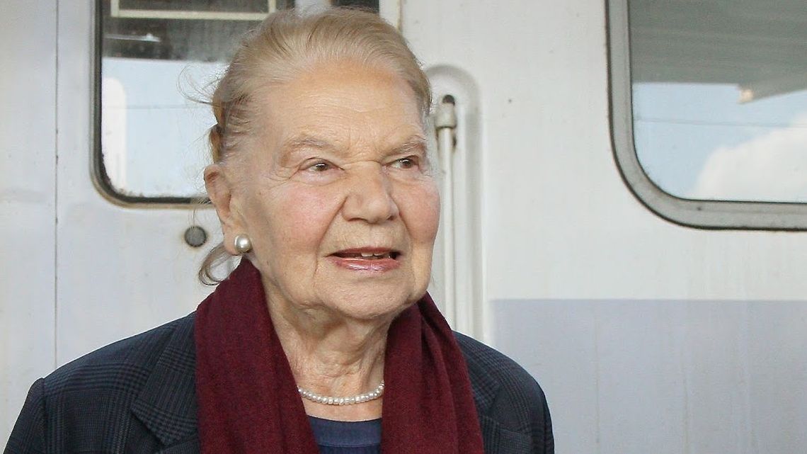 Spacer, spotkania i wiersze. Lublin świętuje setną rocznicę urodzin Julii Hartwig