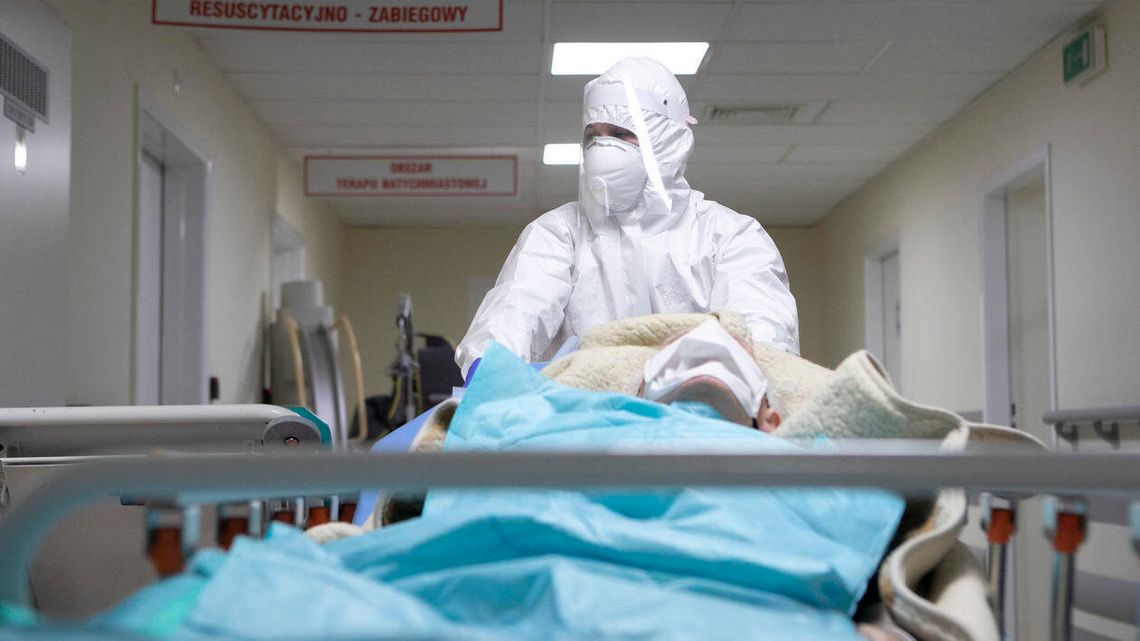 Spadek liczby zachorowań i niedużo zgonów