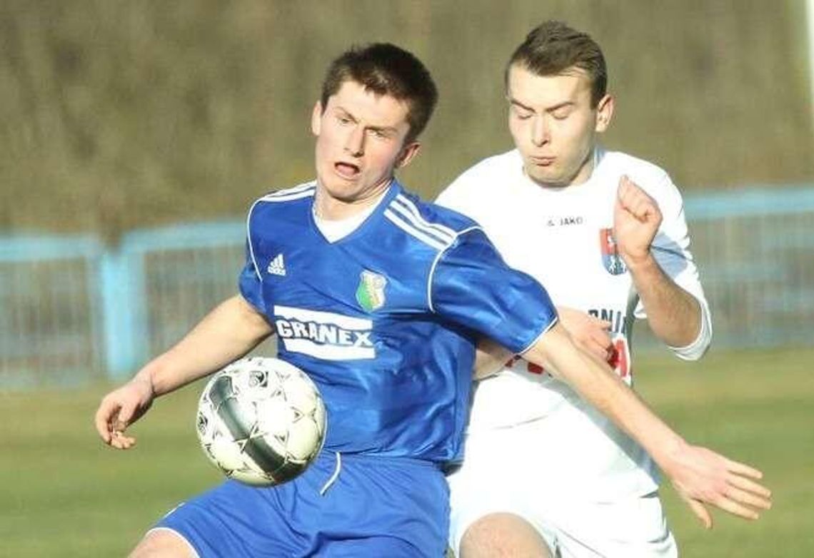 Spadli, choć nie do końca. Zamieszanie na dole tabeli