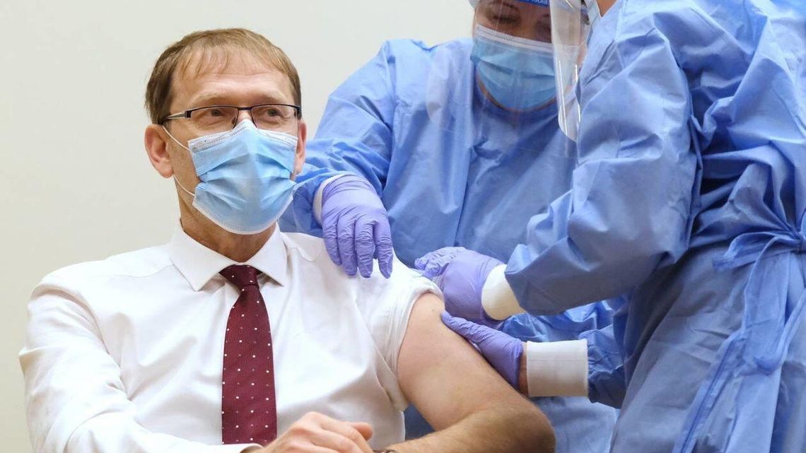 Specjaliści apelują, żeby sprawdzić każdego lekarza mówiącego o szczepieniach