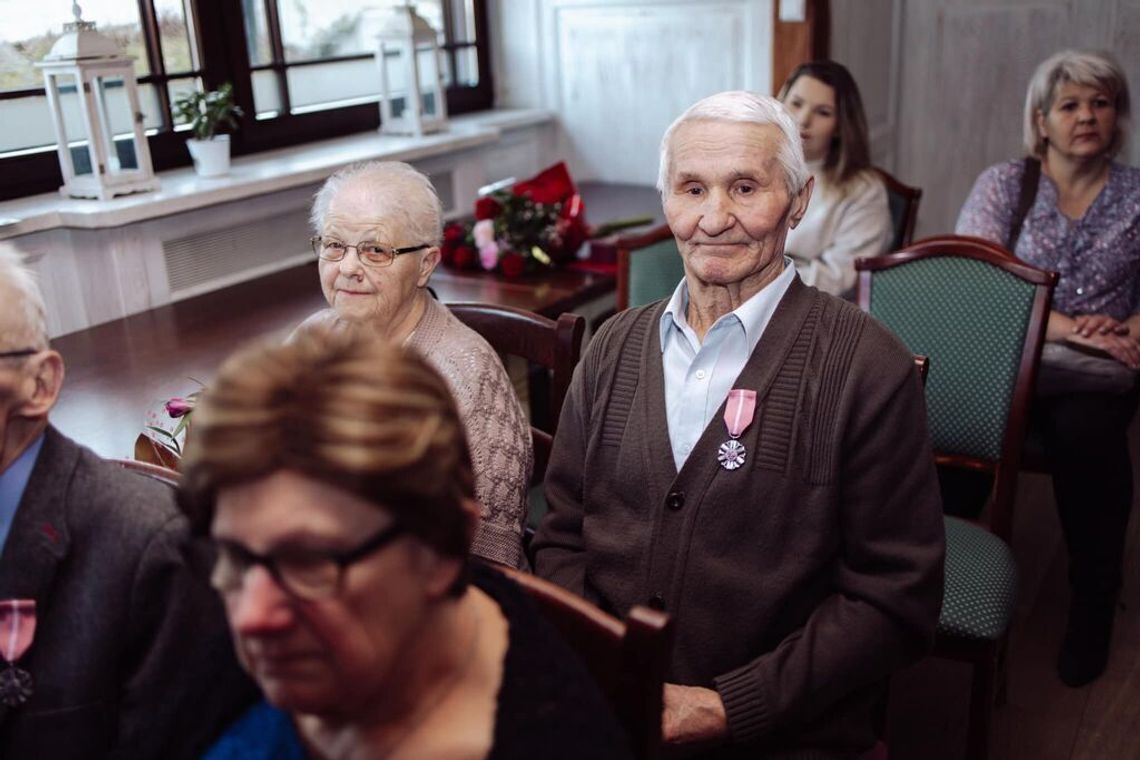 Spędzili razem ponad pół wieku. Odznaczenia dla par