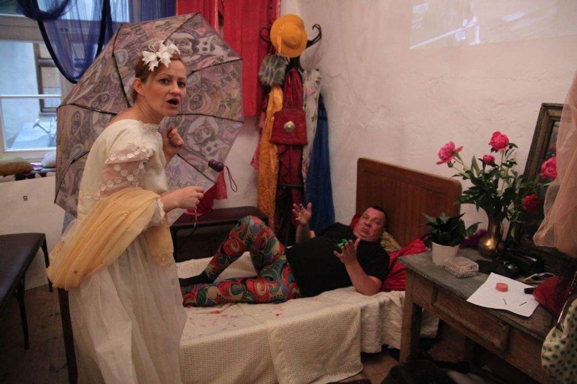 Spektakl "Przygaszeni" w Teatrze w Remizie