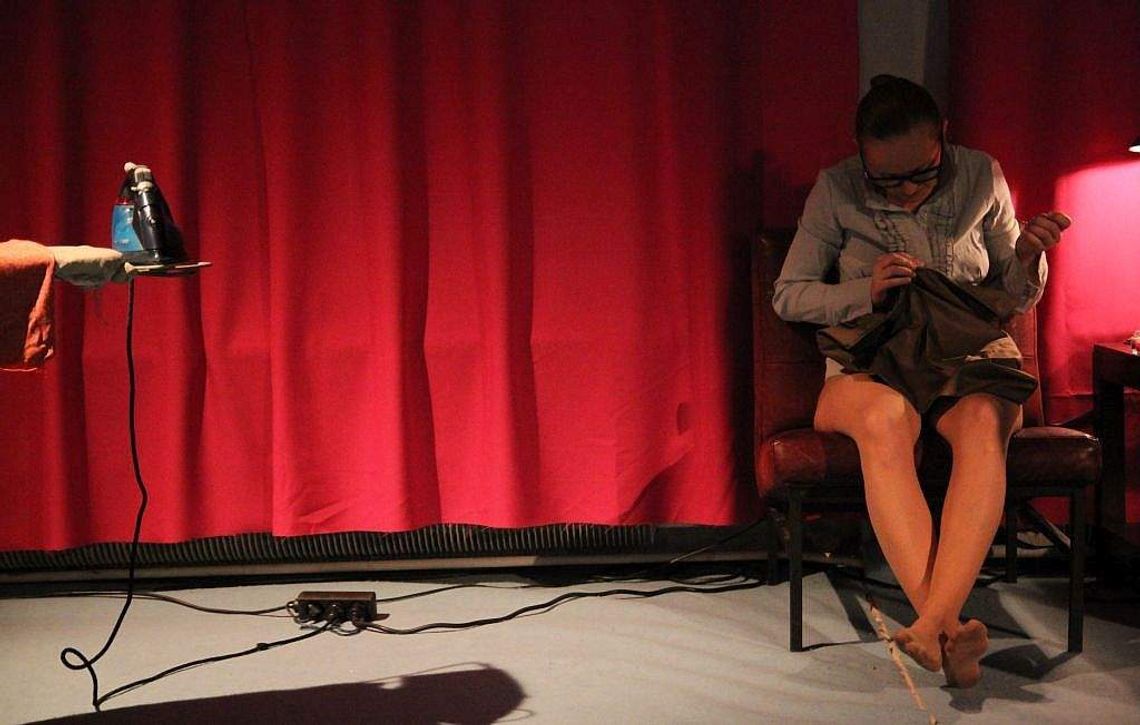 Spektakl \"Vulva\" w Galerii Labirynt