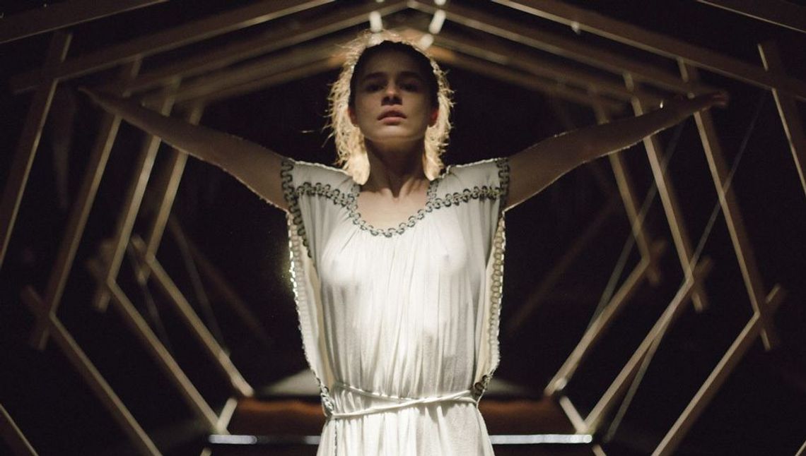 Spektakl "Znak Jonasza" w internecie