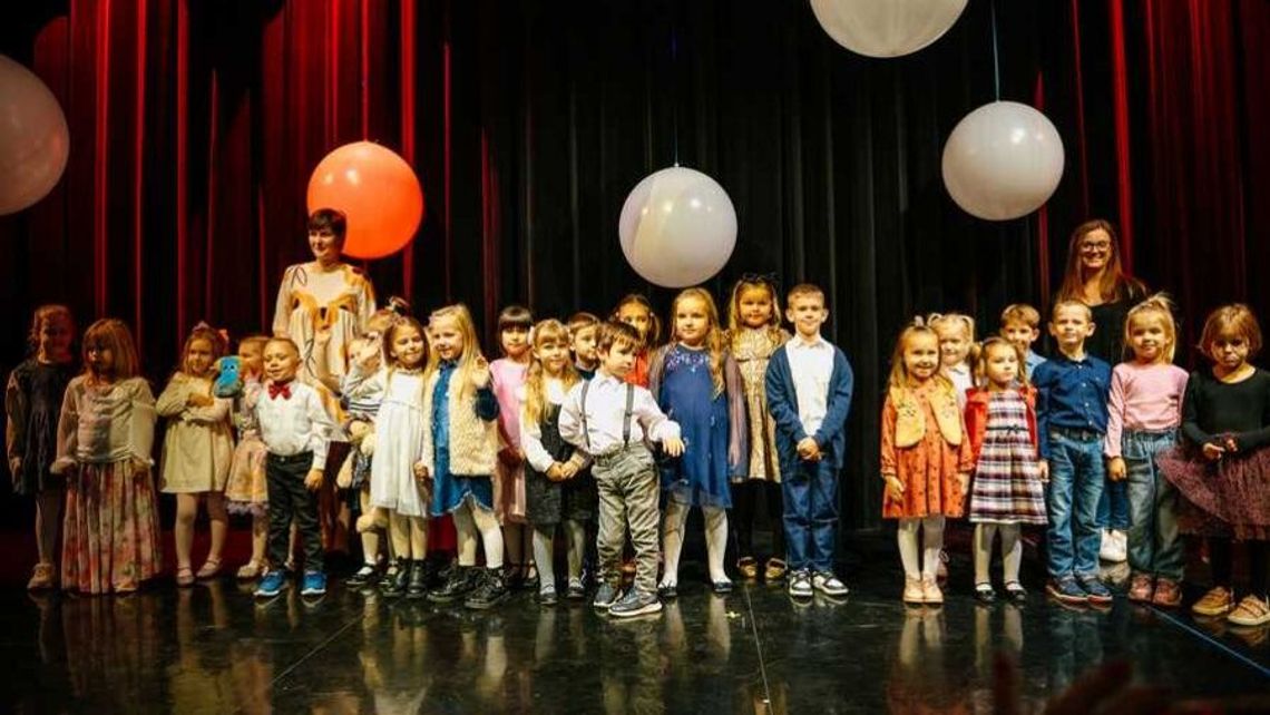 Śpiewają, recytują albo malują. I wszystkie mają talent Śpiewają, recytują albo malują. I wszystkie mają talent