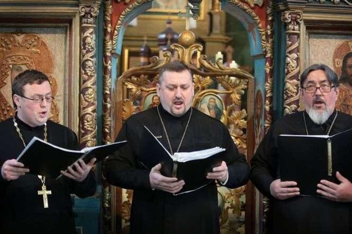 Śpiewali kolędy w cerkwi (zdjęcia)