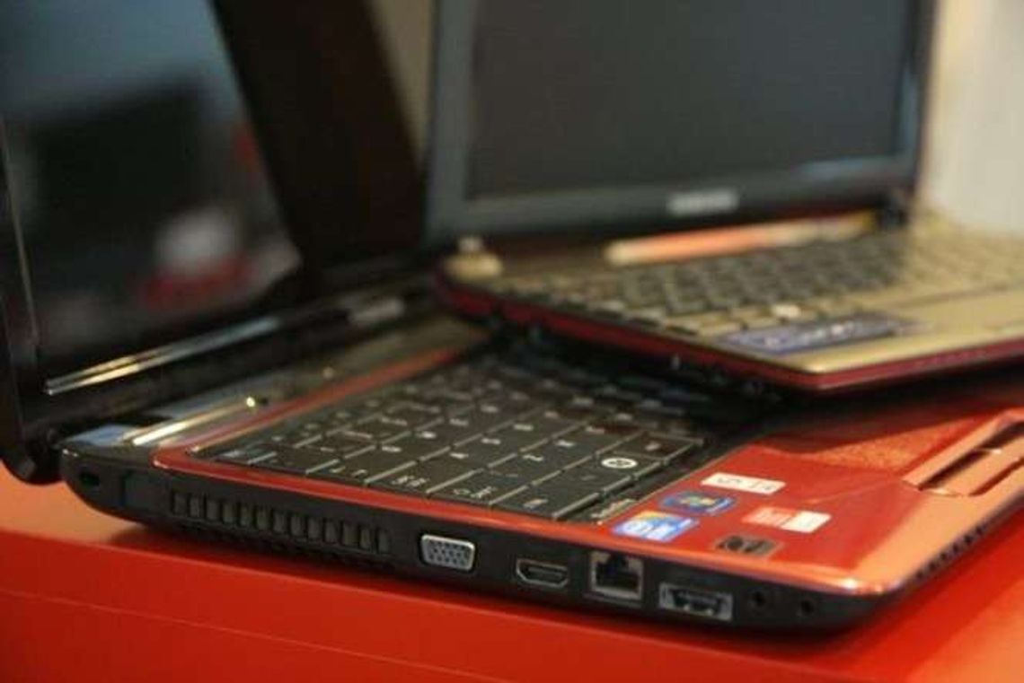 Spłacał długi służbowymi laptopami Spłacał długi służbowymi laptopami