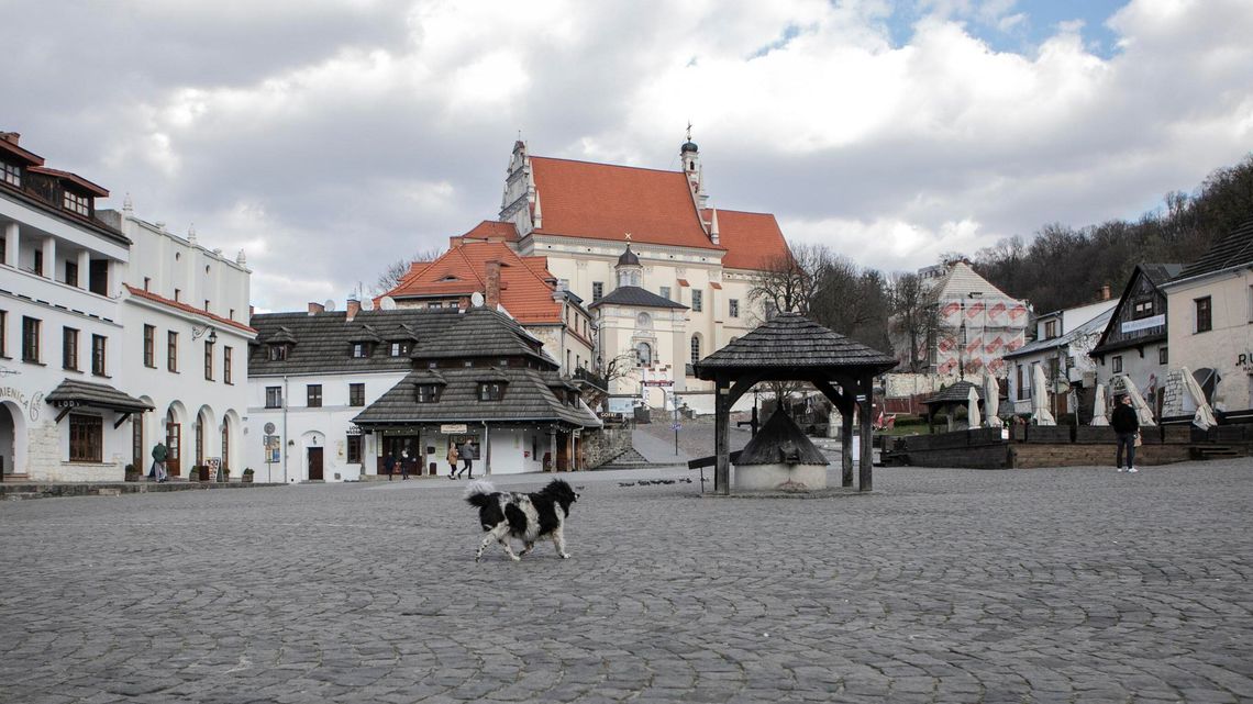"Splajtuję przez karę, albo padnę przez brak gości". Hotele pozamykane, ale niektórzy będą przyjmować