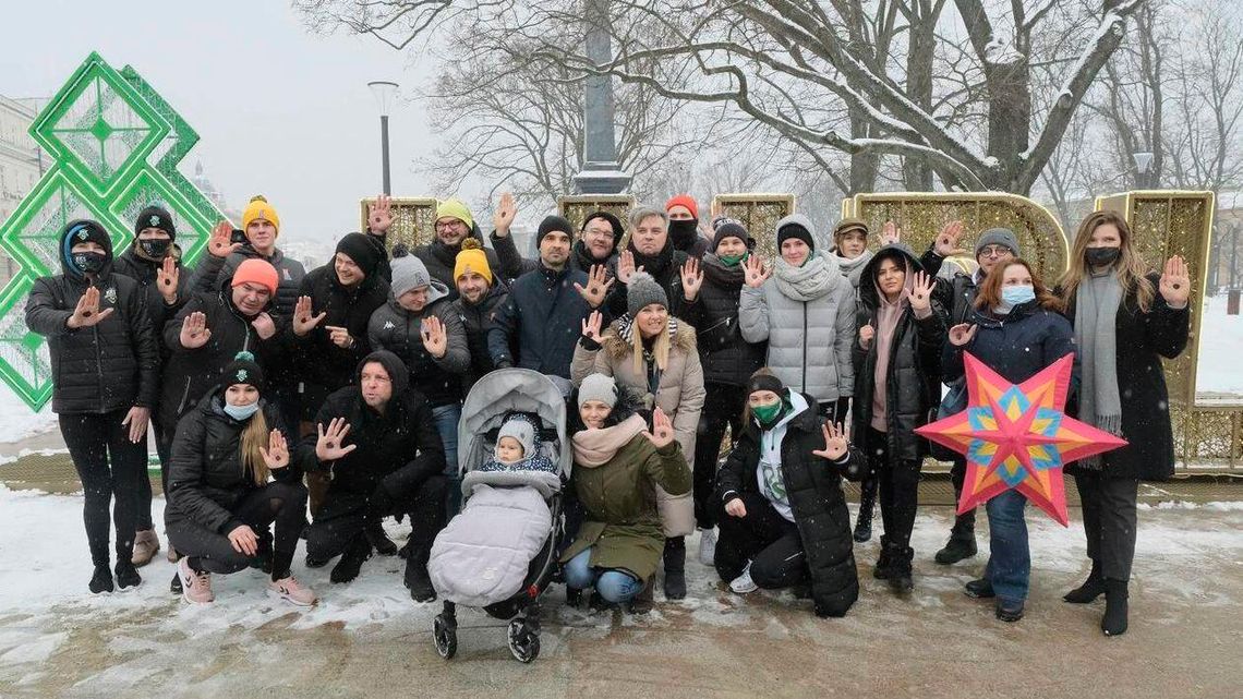 Sportowcy, artyści, celebryci. Wszyscy razem dla małej Niny z Lublina