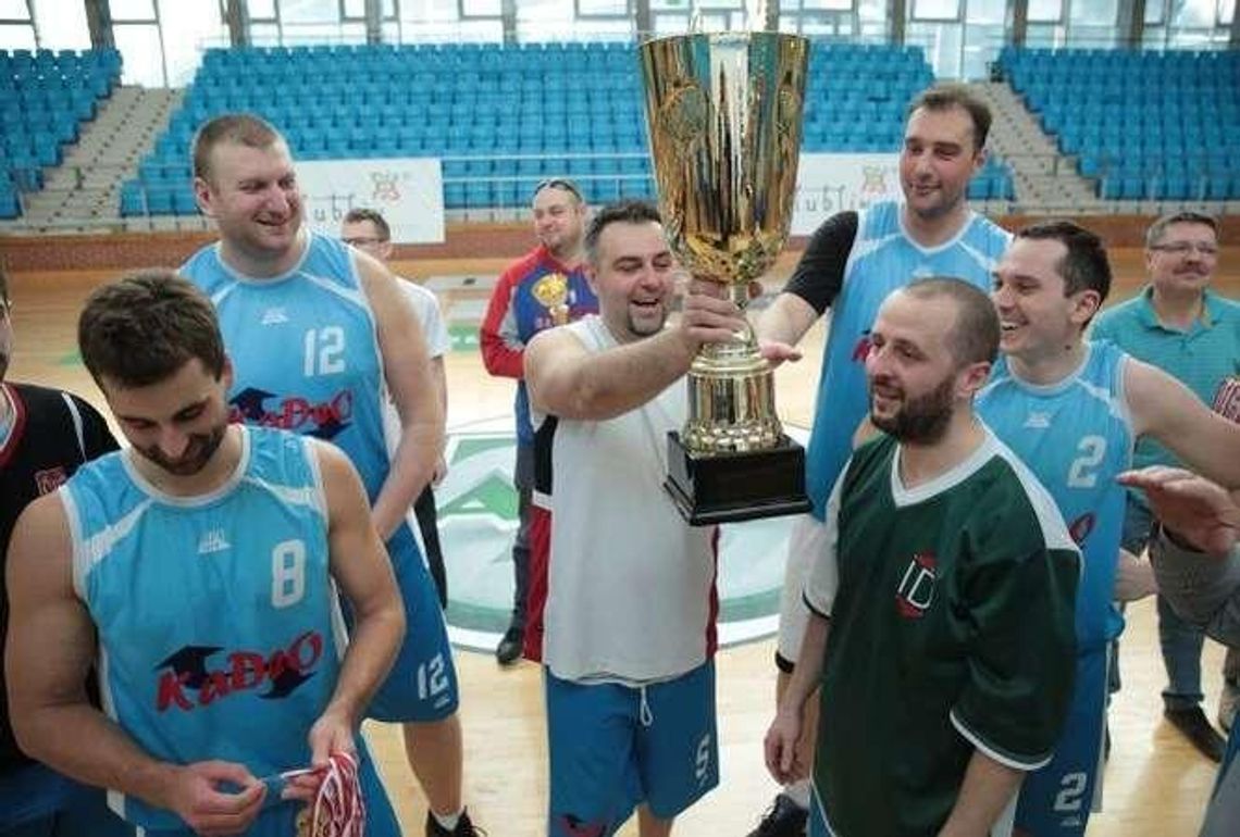 Sportowe święto w hali MOSiR. Mistrzem zostało Kadeo-Nadar