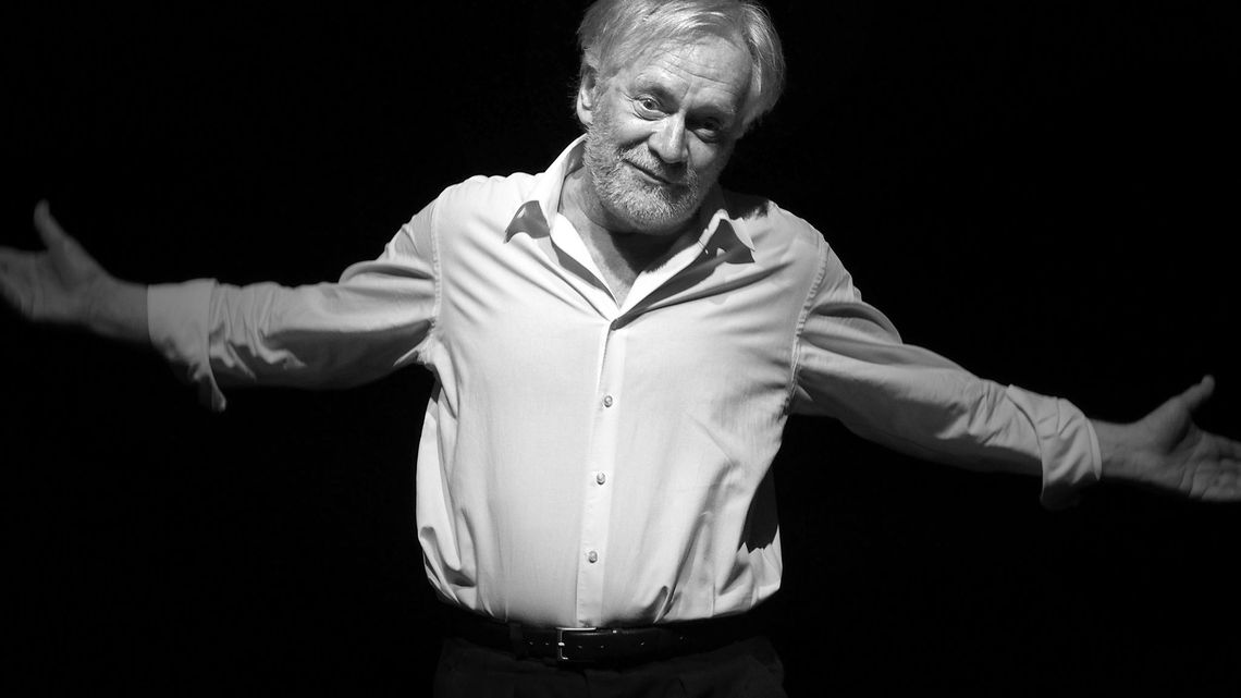 Spotkanie z Andrzejem Sewerynem online