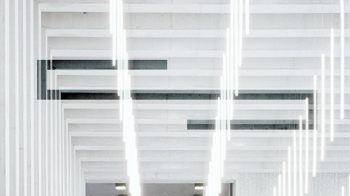 Spotkanie z Mikołajem Kowalskim online