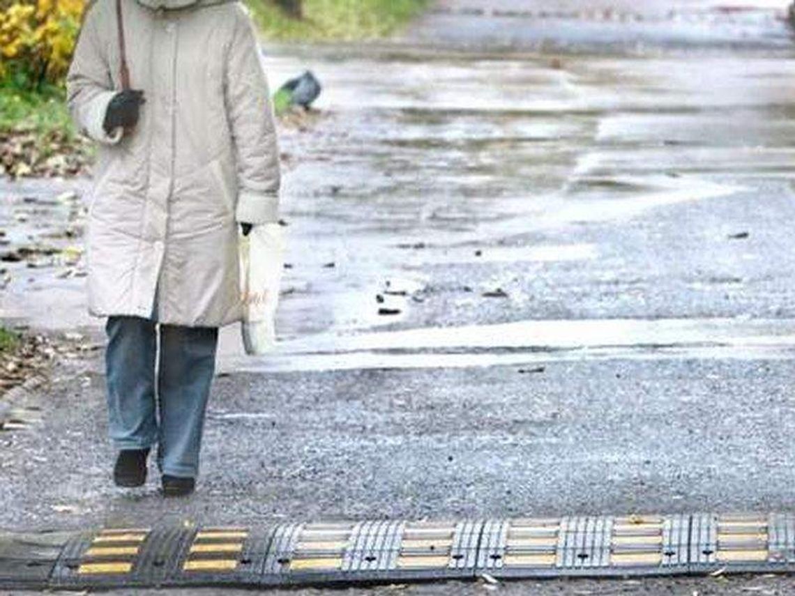 Spowalniacze na os. Świt najwcześniej w 2016 roku Spowalniacze na os. Świt najwcześniej w 2016 roku