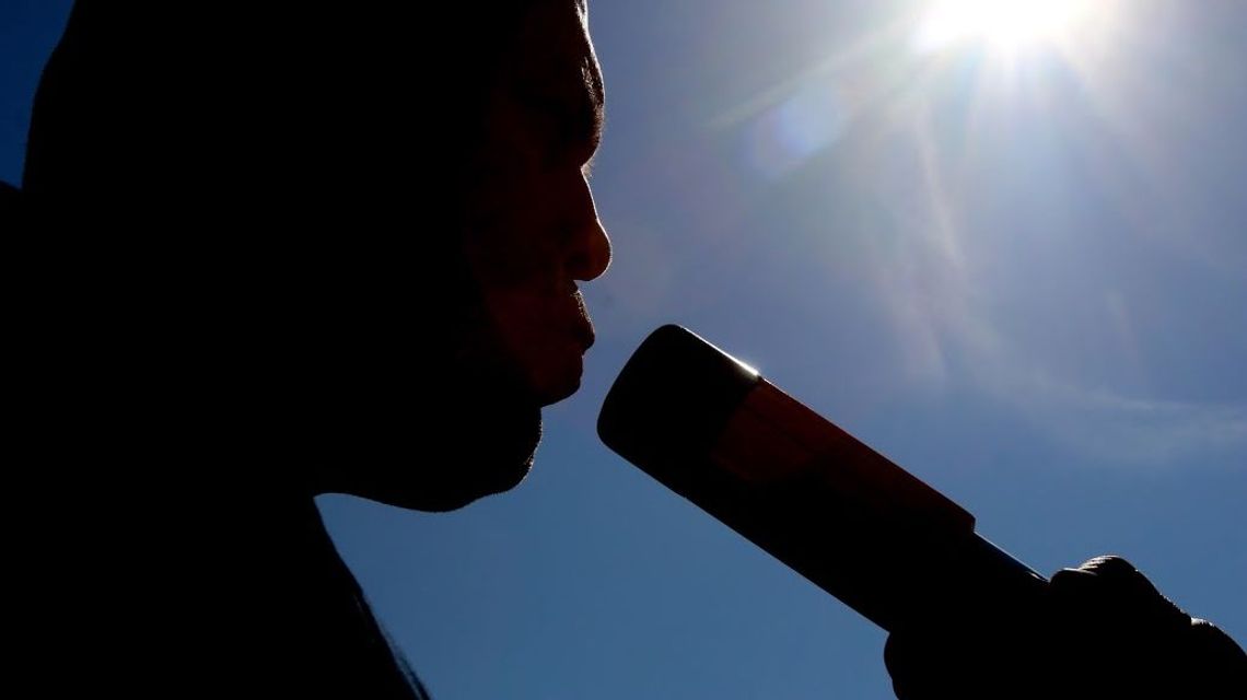 Spowodował kolizję i uciekł. Pijanego kierowcę ujęli dwaj 20-latkowie