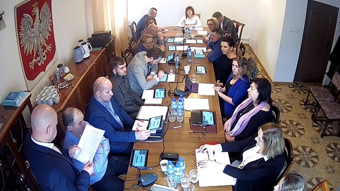 Spóźniła się z ważnym oświadczeniem. Straci mandat Spóźniła się z ważnym oświadczeniem. Straci mandat