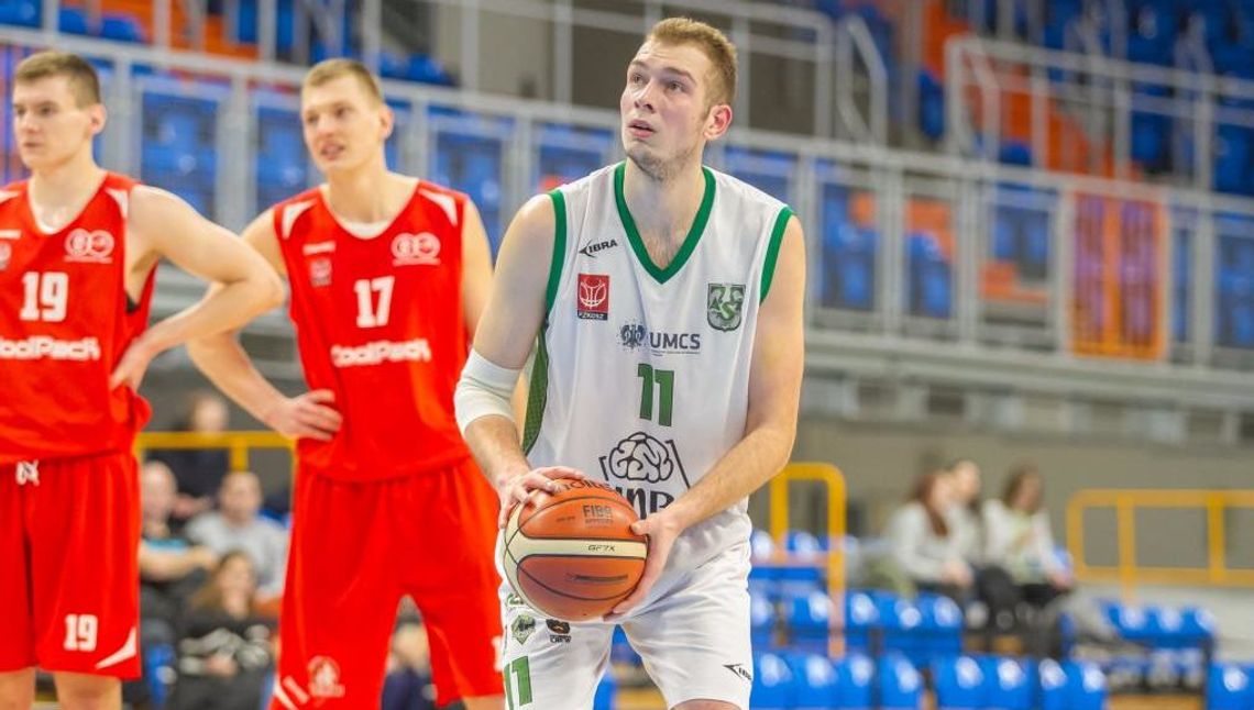 Spóźniona pogoń akademików Spóźniona pogoń akademików