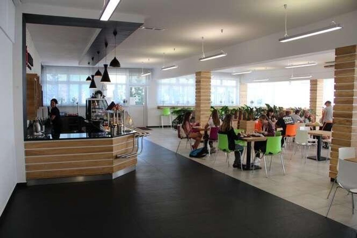 Sprawa o eksmisję ze szkolnej stołówki. Ale pozwana firma już się wyniosła