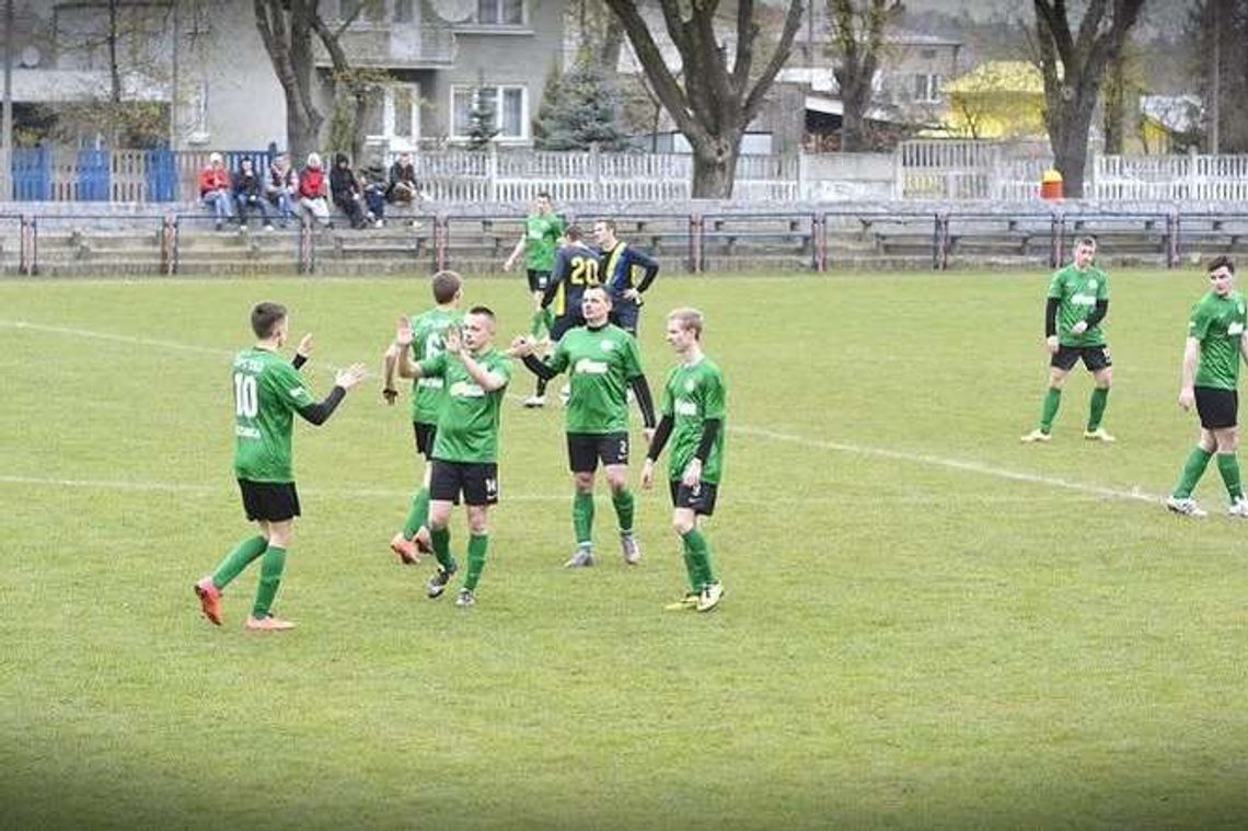  SPS EKO Różanka wywalczył w wielkim stylu awans na zaplecze IV ligi