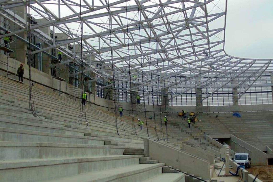Stadion drożej o 8,5 mln zł. Na co mają być wydane te pieniądze?