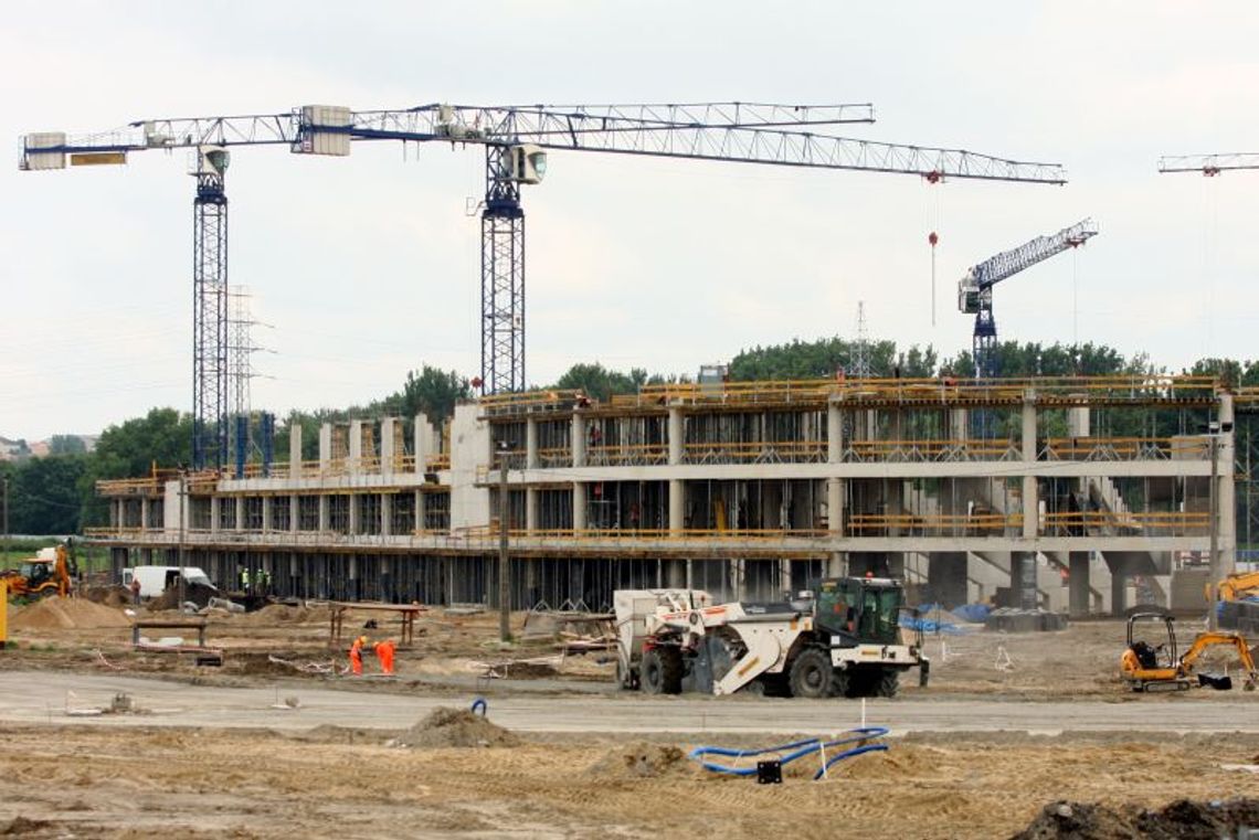 Stadion już budują, ale co z dojazdami Stadion już budują, ale co z dojazdami