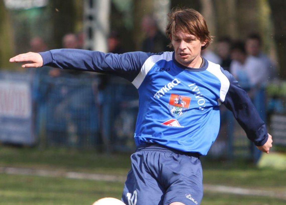 Stal Poniatowa – Lewart 0:2, Start - Huczwa 3:0