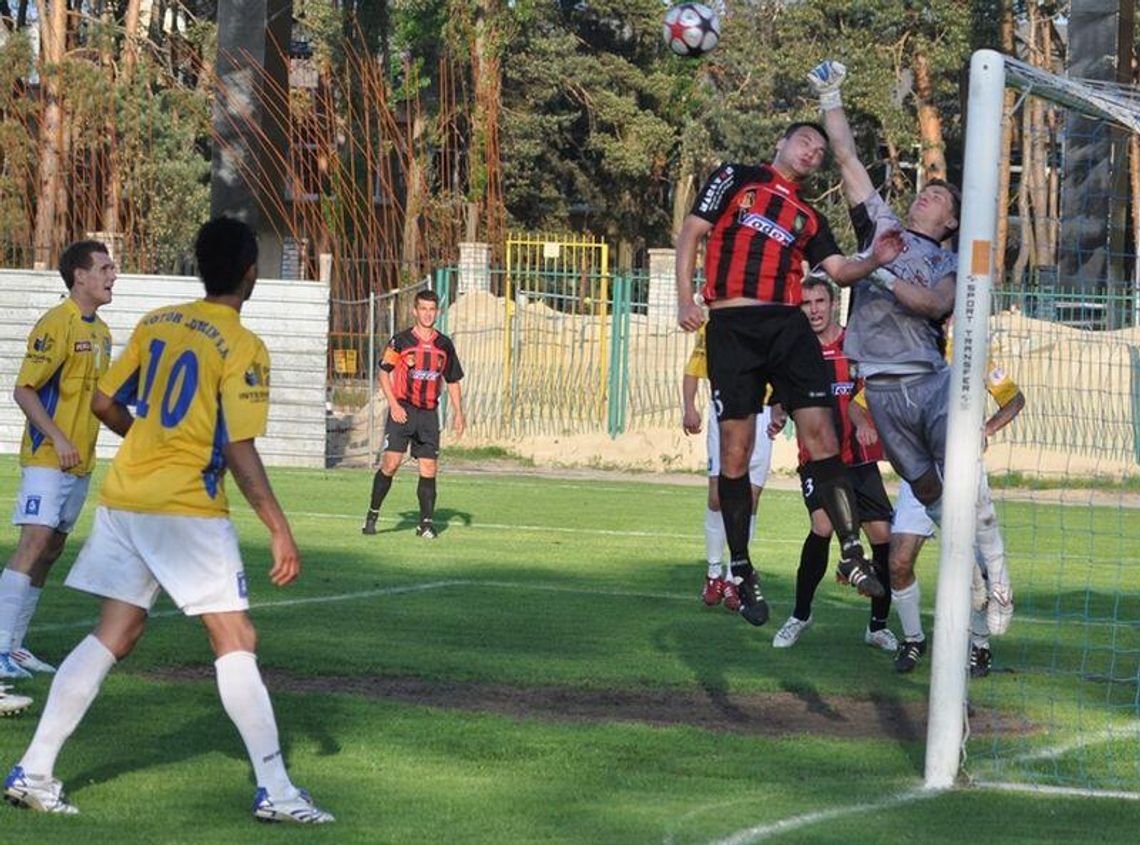 Stal Stalowa Wola - Motor Lublin 0:1, udany debiut Mariusza Sawy