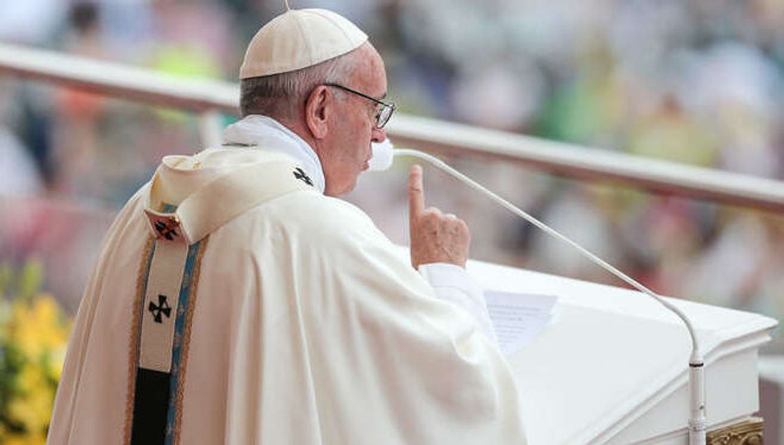 Stan papieża Franciszka. Watykan: Jest lekka poprawa