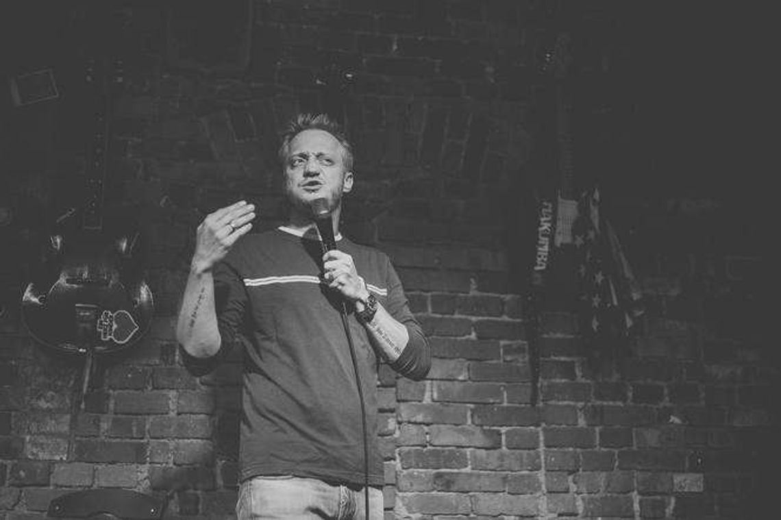 Stand-Up Pawła Reszeli w Starej Octowni w Puławach Stand-Up Pawła Reszeli w Starej Octowni w Puławach